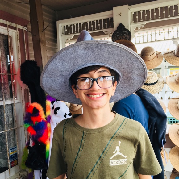 Hats - Picture 4 of 4